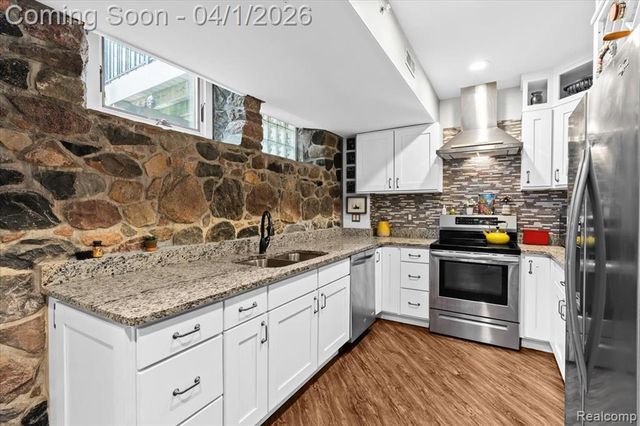 217 E Commerce Street, Milford, MI 48381