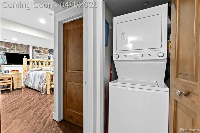 217 E Commerce Street, Milford, MI 48381