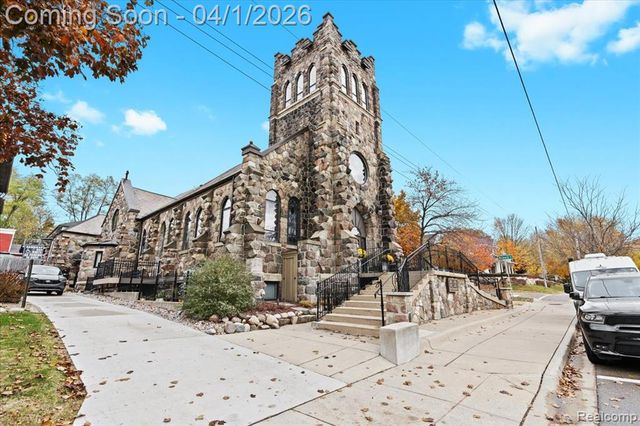 217 E Commerce Street, Milford, MI 48381