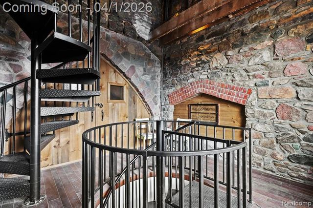 217 E Commerce Street, Milford, MI 48381