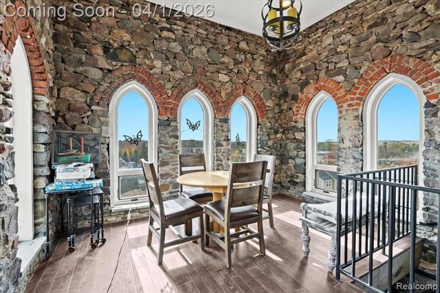 217 E Commerce Street, Milford, MI 48381