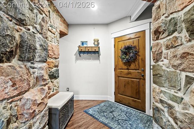 217 E Commerce Street, Milford, MI 48381