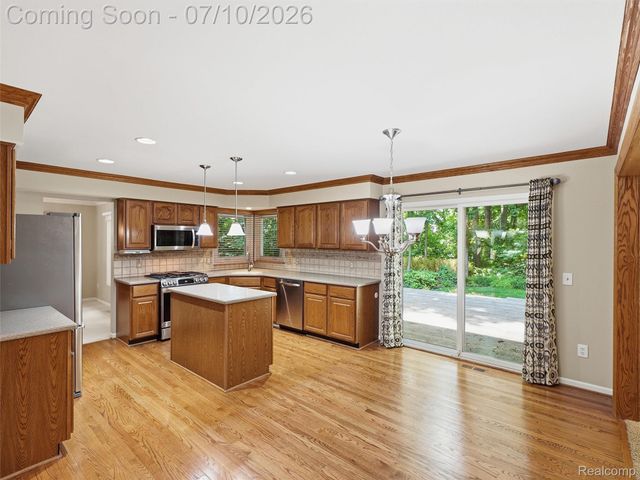 45698 Primrose Court, Plymouth Charter Township, MI 48170