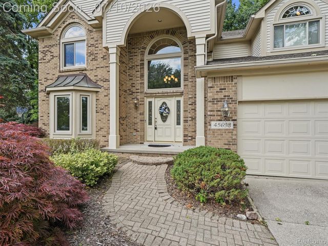 45698 Primrose Court, Plymouth Charter Township, MI 48170
