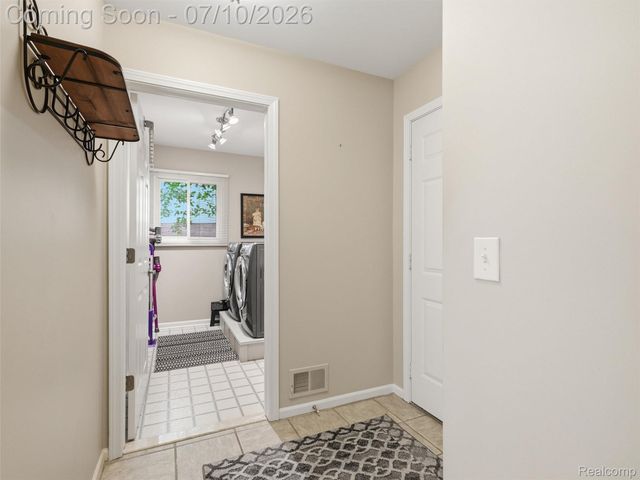 45698 Primrose Court, Plymouth Charter Township, MI 48170