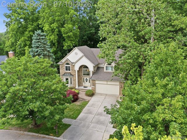 45698 Primrose Court, Plymouth Charter Township, MI 48170