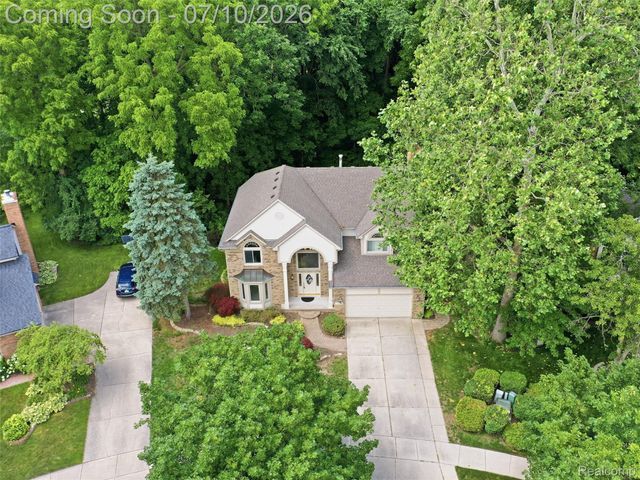 45698 Primrose Court, Plymouth Charter Township, MI 48170