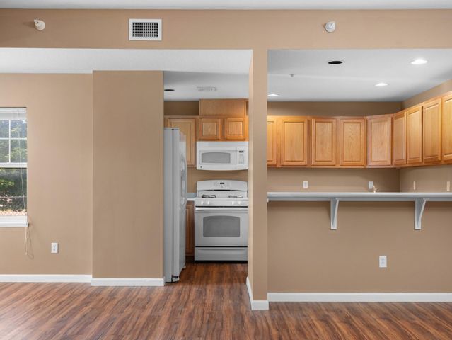 301 N Lake Street 104, Cadillac City, MI 49601