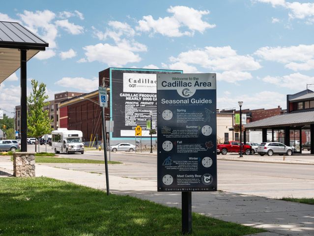 301 N Lake Street 104, Cadillac City, MI 49601