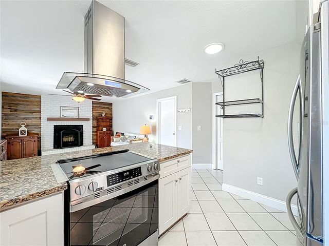 5177 CHESAPEAKE AVENUE, Orlando, FL 32808