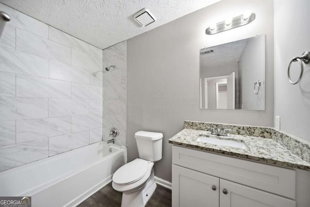 2883 Knollberry Lane, Decatur, GA 30034