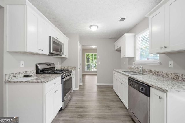 2883 Knollberry Lane, Decatur, GA 30034
