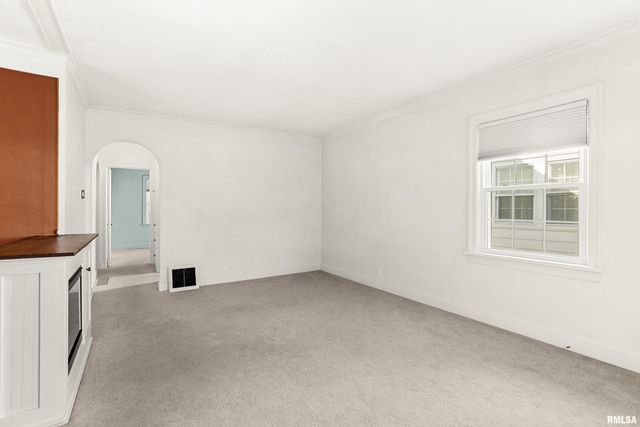 3123 N PARISH Avenue, Peoria, IL 61604
