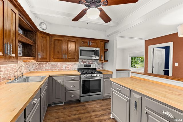 3123 N PARISH Avenue, Peoria, IL 61604