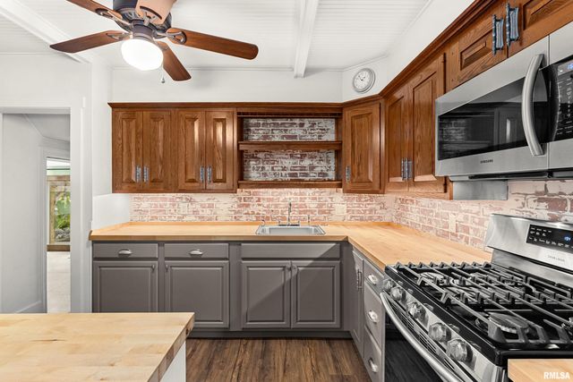 3123 N PARISH Avenue, Peoria, IL 61604