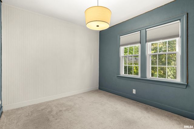 3123 N PARISH Avenue, Peoria, IL 61604