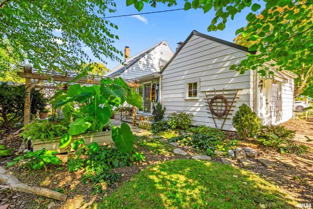 3123 N PARISH Avenue, Peoria, IL 61604