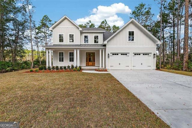 39 Oak Grove Court, Waverly, GA 31565