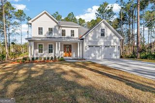 39 Oak Grove Court, Waverly, GA 31565
