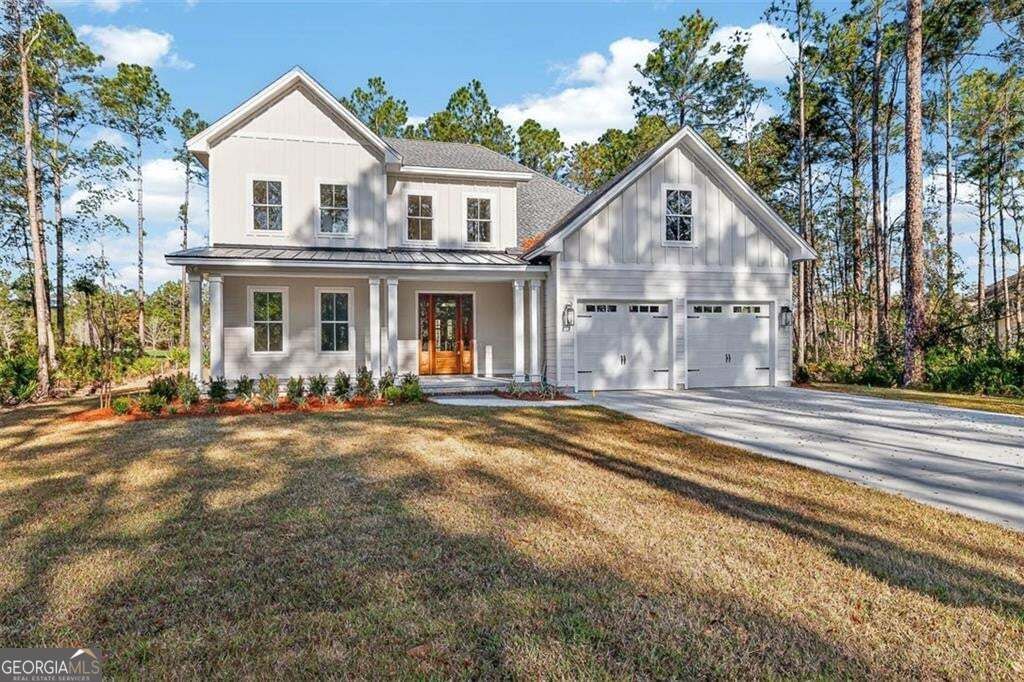 39 Oak Grove Court, Waverly, GA 31565
