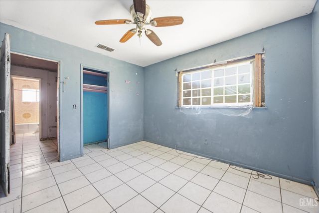 3105 Lexington Avenue, Bakersfield, CA 93306