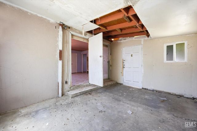 3105 Lexington Avenue, Bakersfield, CA 93306
