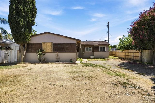 3105 Lexington Avenue, Bakersfield, CA 93306