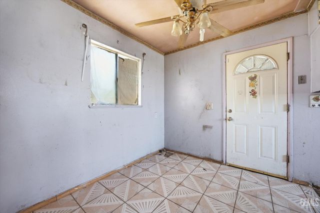 3105 Lexington Avenue, Bakersfield, CA 93306