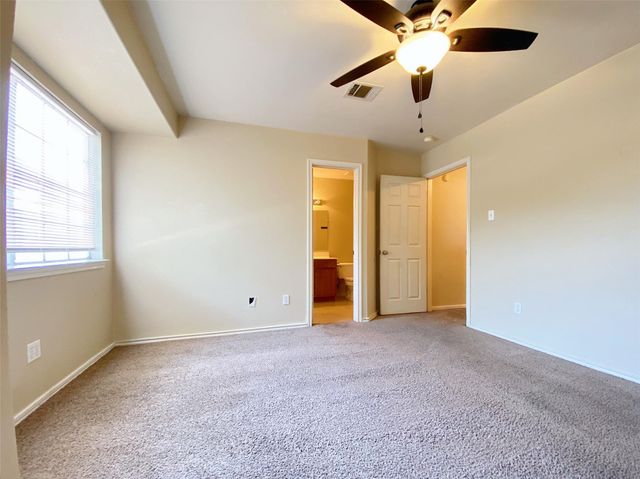 833 Sagewood TRL, San Marcos, TX 78666