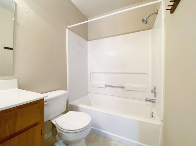 833 Sagewood TRL, San Marcos, TX 78666