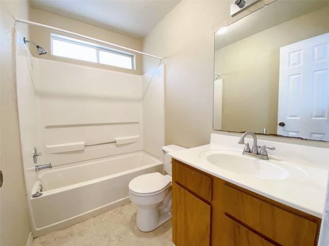 833 Sagewood TRL, San Marcos, TX 78666