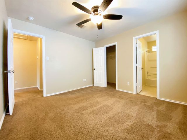 833 Sagewood TRL, San Marcos, TX 78666