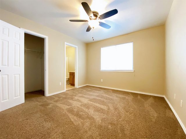 833 Sagewood TRL, San Marcos, TX 78666