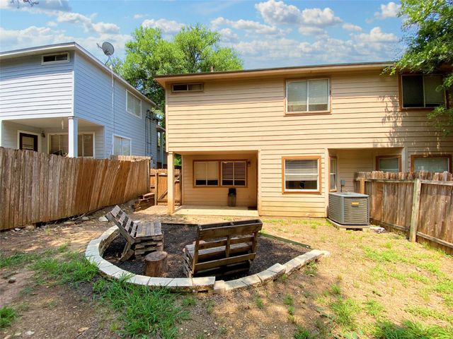 833 Sagewood TRL, San Marcos, TX 78666