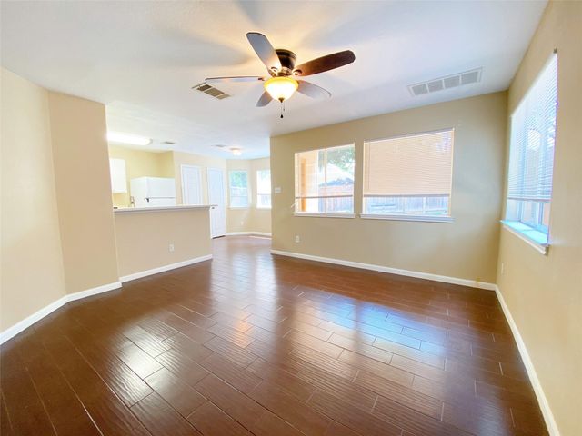 833 Sagewood TRL, San Marcos, TX 78666