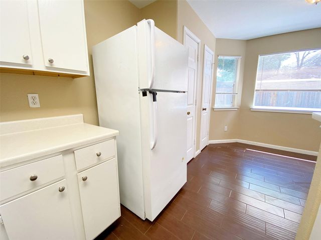 833 Sagewood TRL, San Marcos, TX 78666