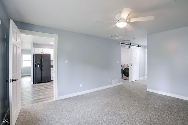 1022 Ashland Avenue, Whiteland, IN 46184