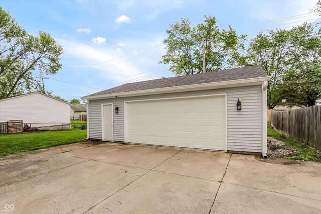 1022 Ashland Avenue, Whiteland, IN 46184