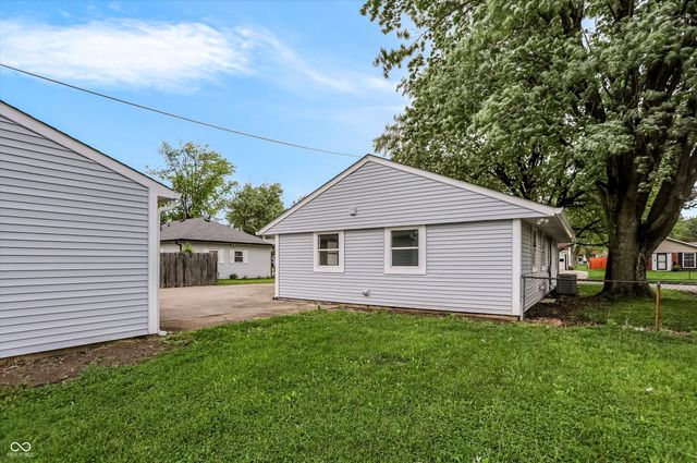 1022 Ashland Avenue, Whiteland, IN 46184