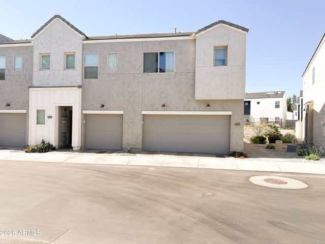 8262 N 22nd Drive, Phoenix, AZ 85021