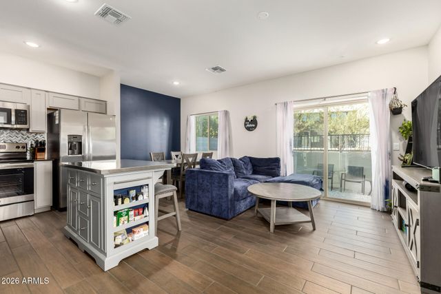 8262 N 22nd Drive, Phoenix, AZ 85021