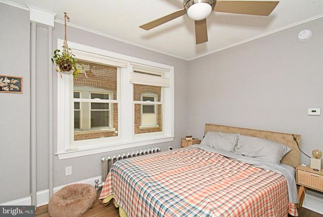 132 WALNUT ST, Mont Clare, PA 19453