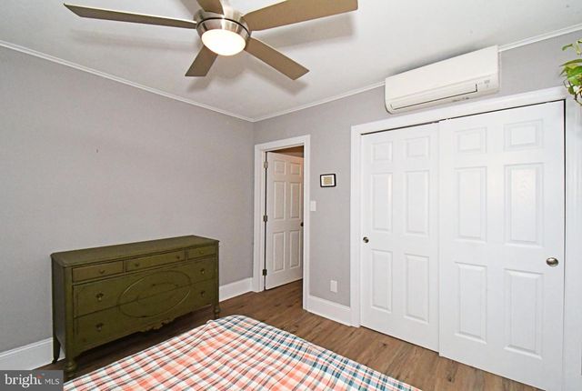 132 WALNUT ST, Mont Clare, PA 19453