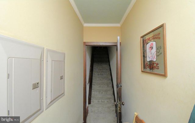 132 WALNUT ST, Mont Clare, PA 19453