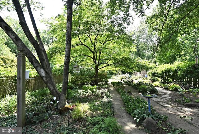 132 WALNUT ST, Mont Clare, PA 19453