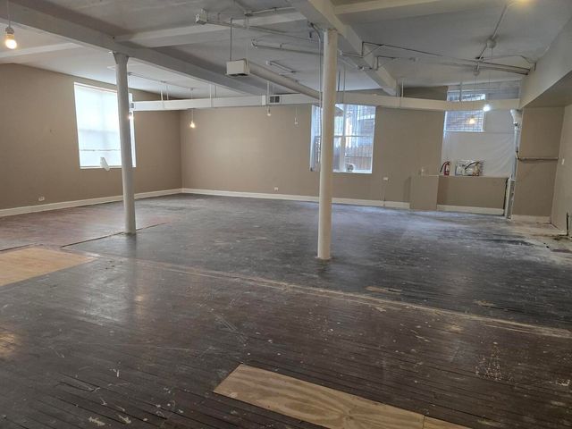 3918 N Ashland Avenue, Chicago, IL 60613