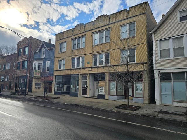 3918 N Ashland Avenue, Chicago, IL 60613