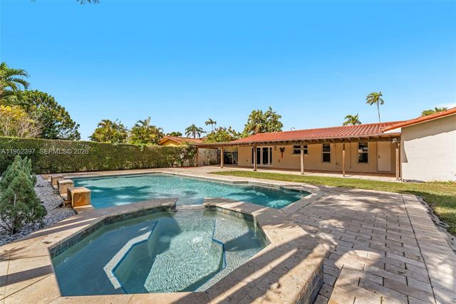 13210 SW 21st St, Miami, FL 33175