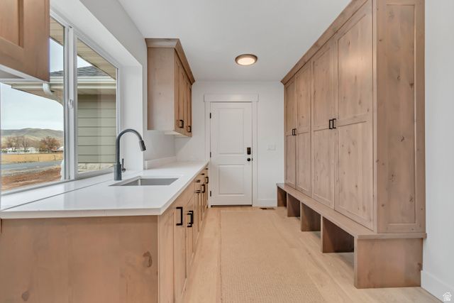 125 E CANYON RD, Henefer, UT 84033