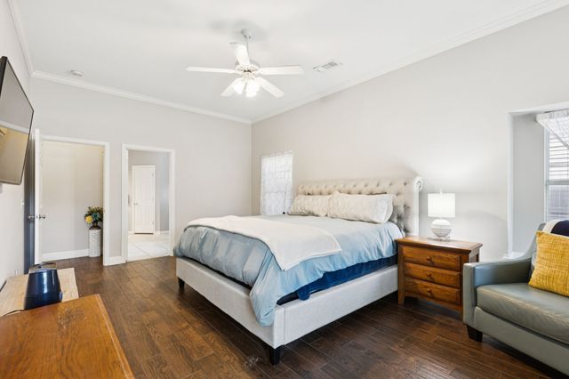 1060 Rosewood Drive, Grapevine, TX 76051